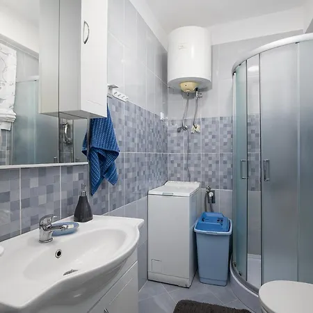 Apartment Sea View With Free Parking *